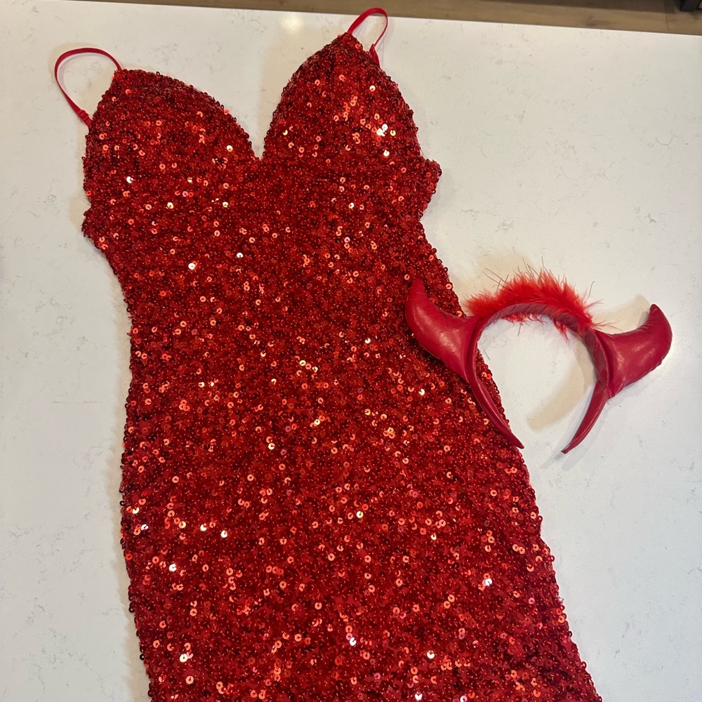 XS sequin red dress devils costume with tags never worn